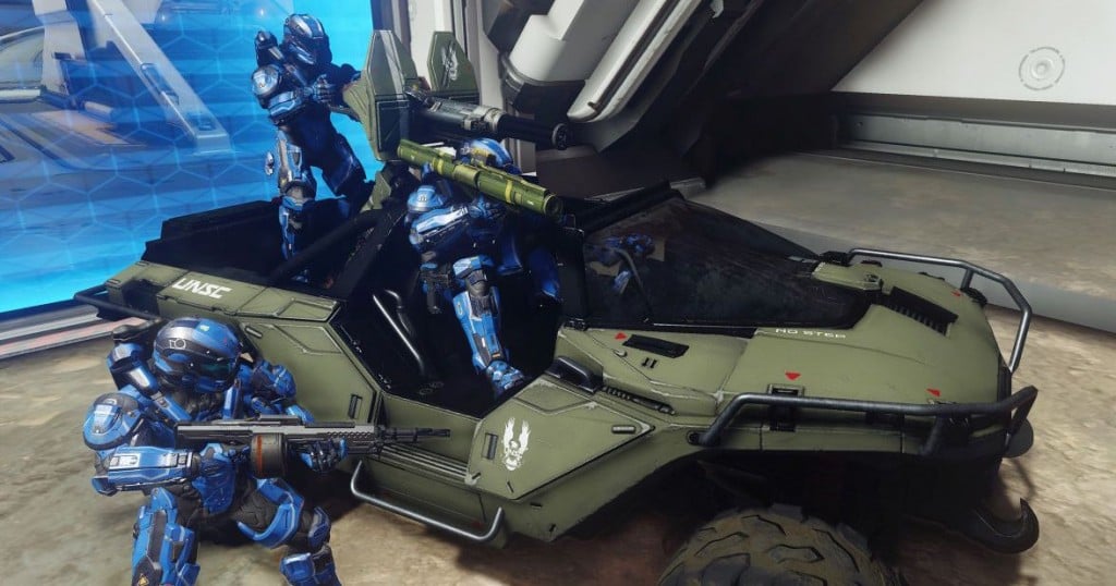 Spartan soldiers in a Warthog.