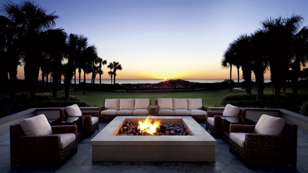The Ritz Carlton