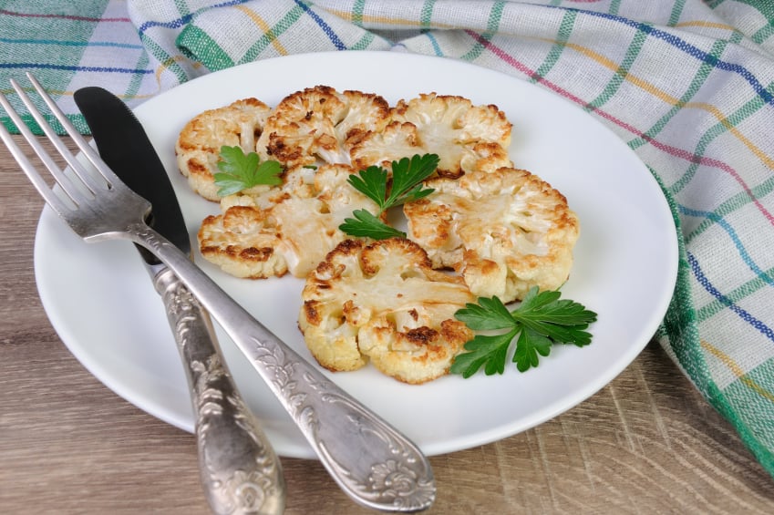 roasted cauliflower slices