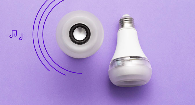 Twist Smart Light Bulb
