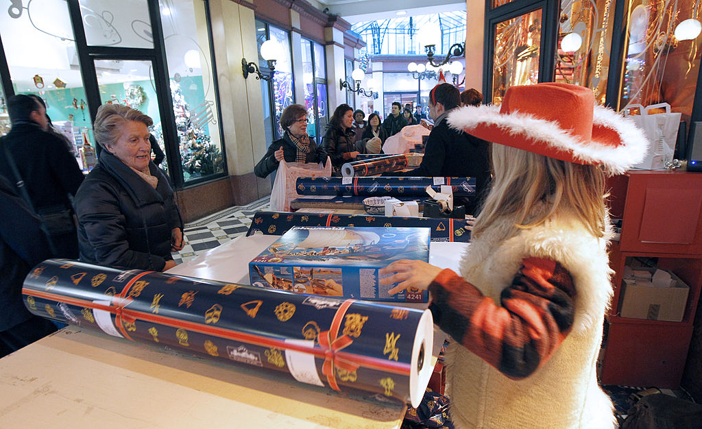 gift wrapping