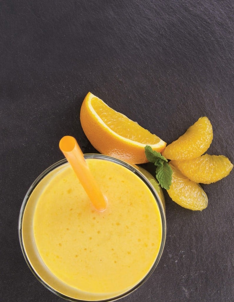 Jorge Cruise's Sunrise Smoothie with orange and banana