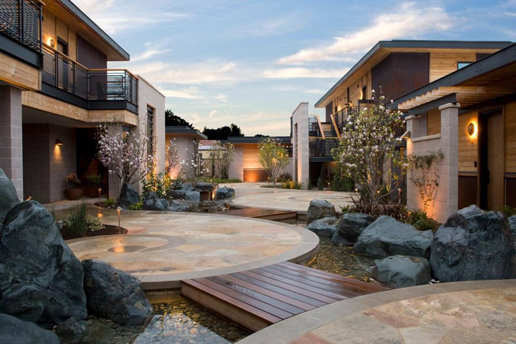 courtyard at Bardessano hotel in Yountville, California