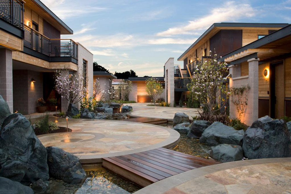 courtyard at Bardessano hotel in Yountville, California