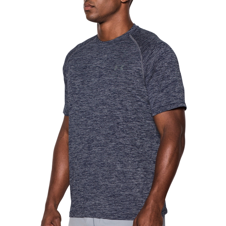 workout shirt