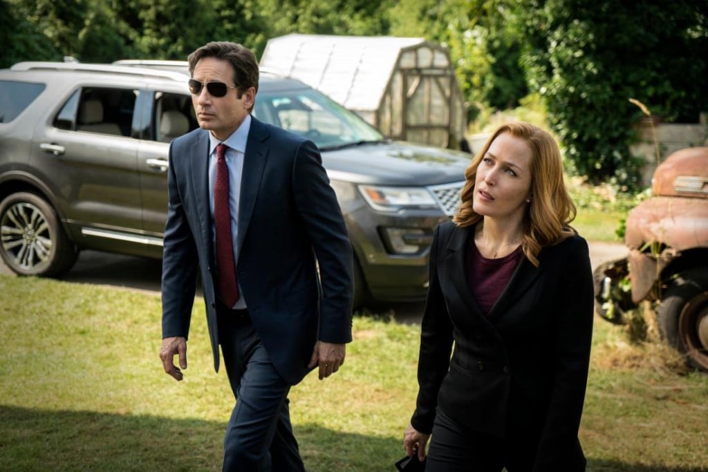 David Duchovny and Gillian Anderson in The X-Files