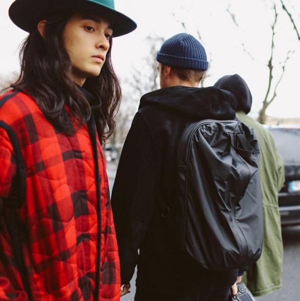 Sacai
