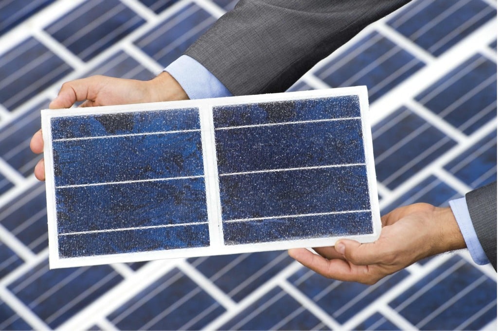 colas-wattway-road-mounted-solar-panels_100545913_l