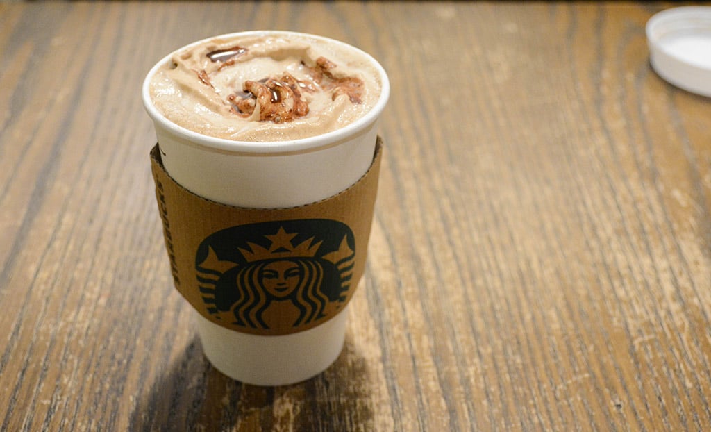 molten chocolate latte fro Valentine's Day from starbucks
