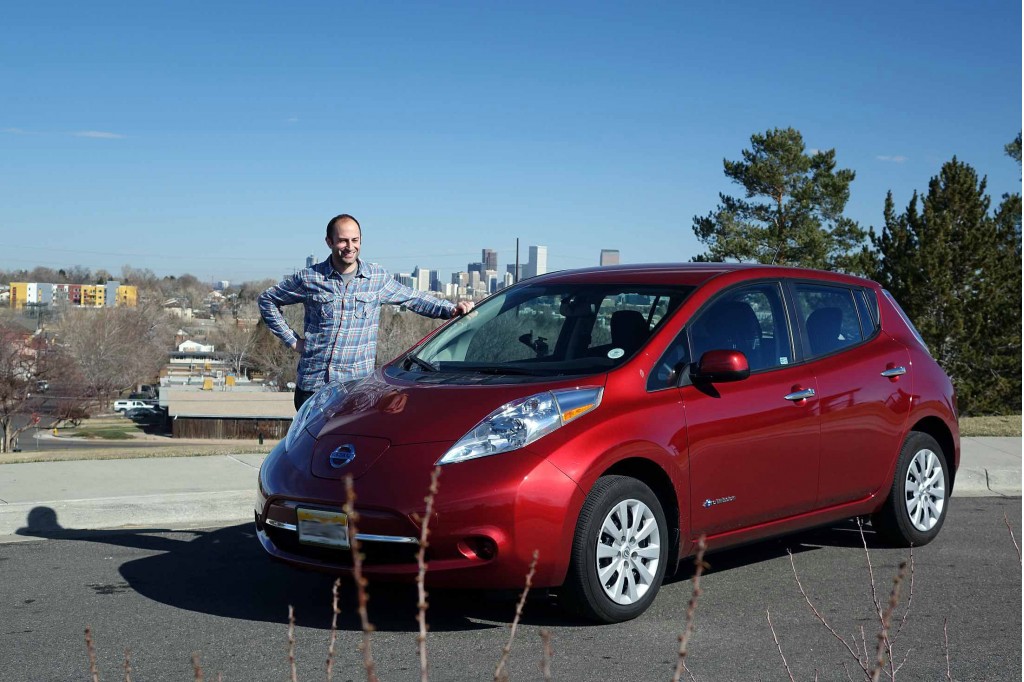 2015-nissan-leaf-s_100548744_l
