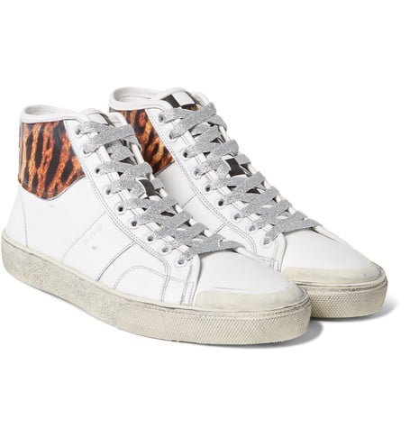 lace up sneakers