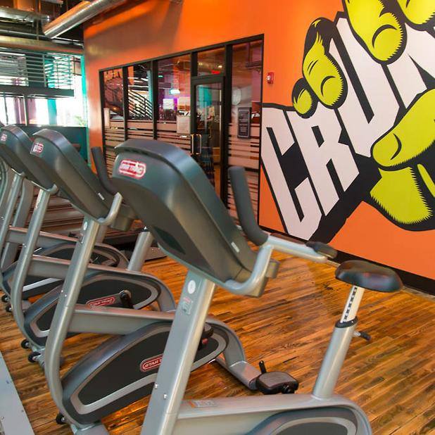Crunch gym