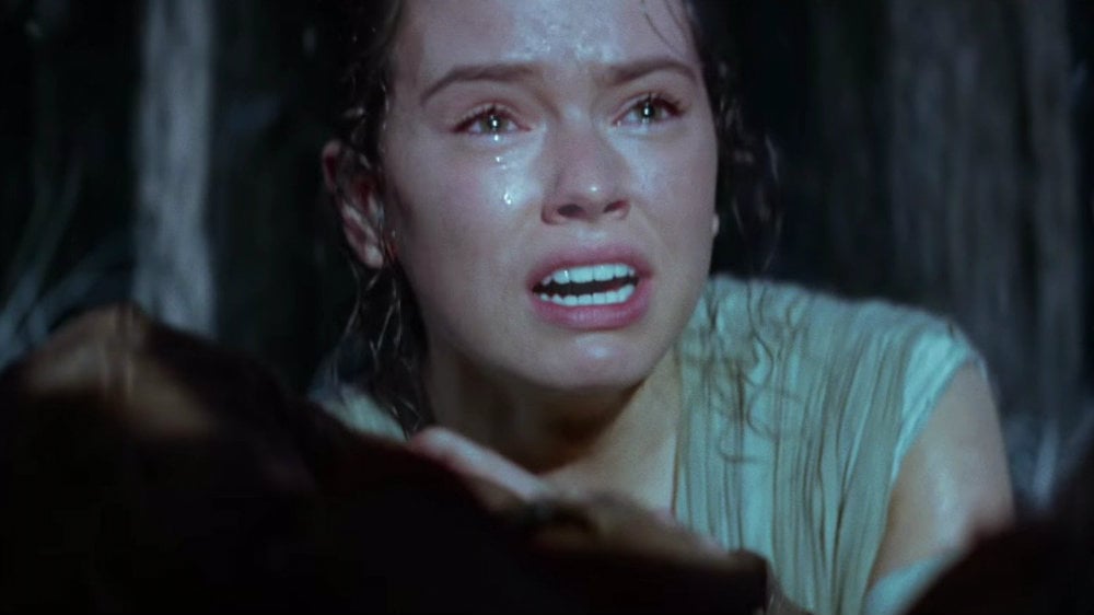 Daisy-Ridley-in-Star-Wars-The-Force-Awakens.jpg