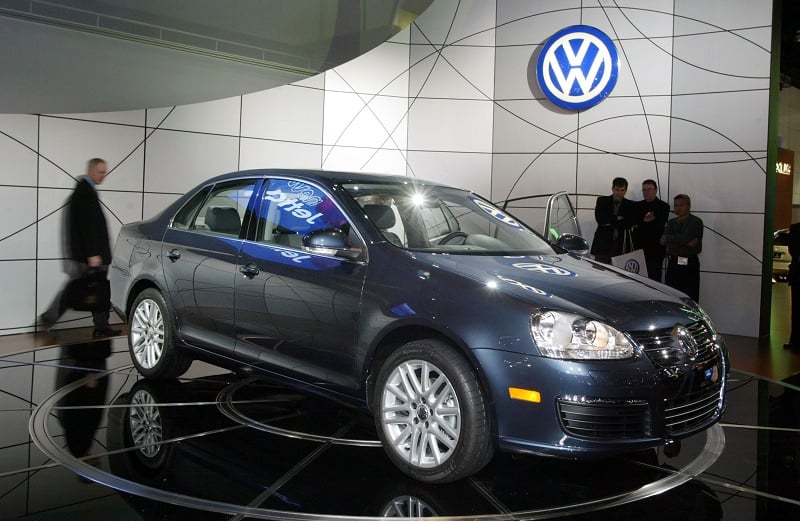 LOS ANGELES - JANUARY 5: The new Volkswagen Jetta debuts at the 2005 Los Angeles Auto Show January 5, 2005 in Los Angeles, California. (Photo by J. Emilio Flores/Getty Images)