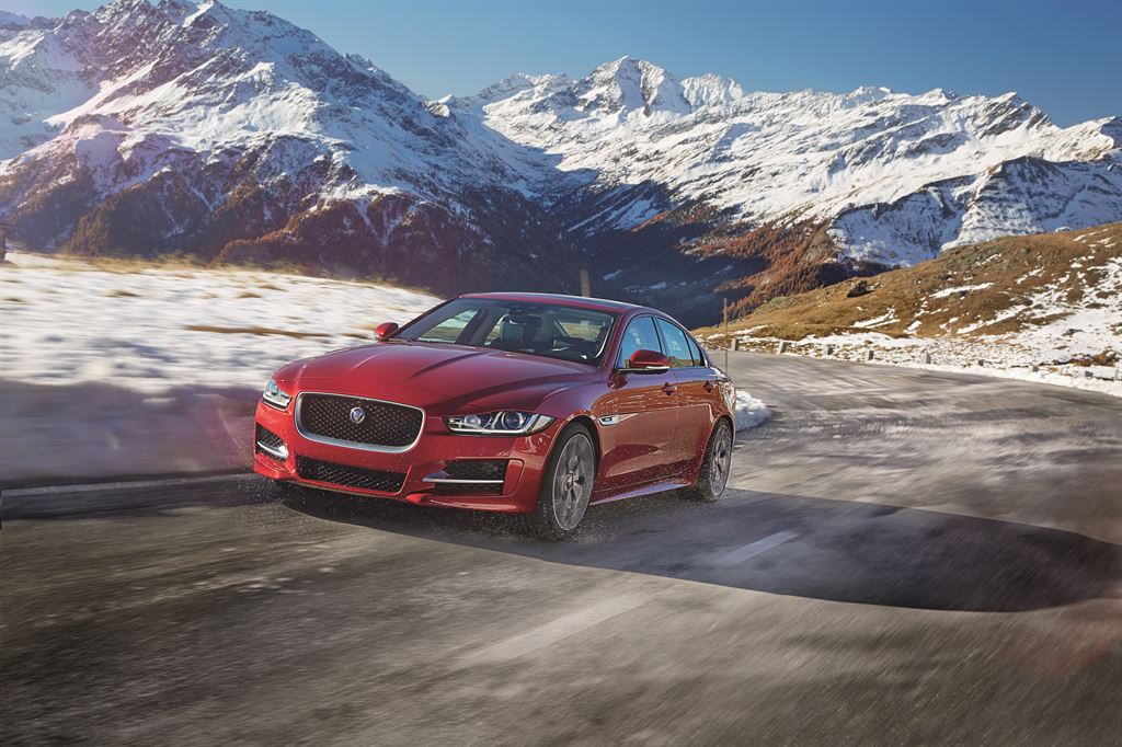 2017 Jaguar XE
