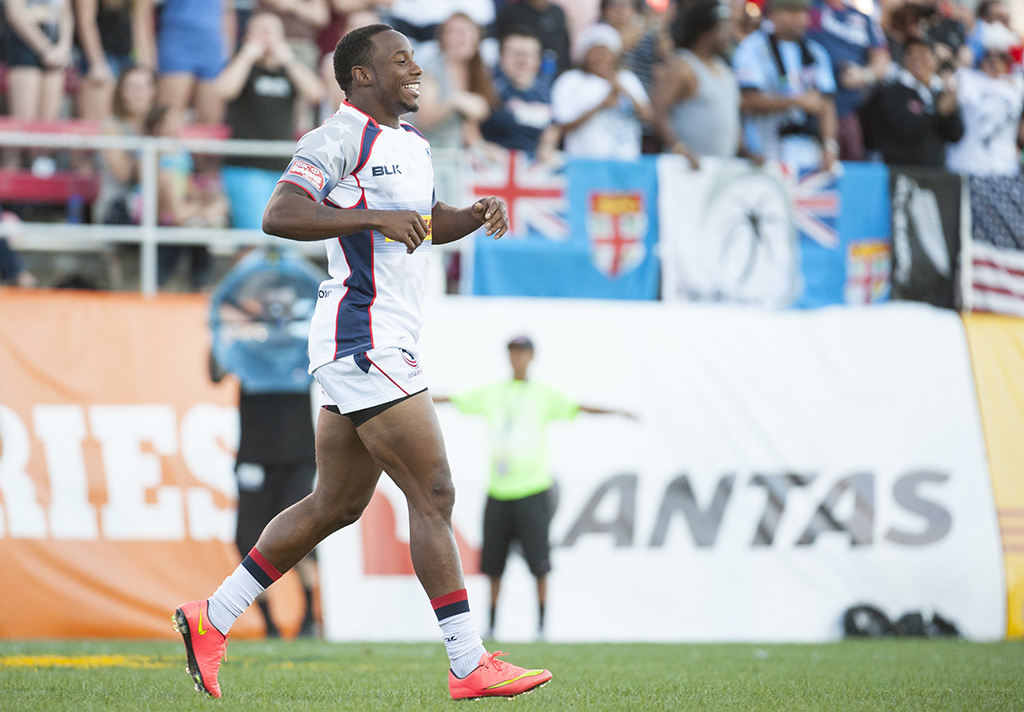 Carlin Isles laughing and having fun during a 2015 game against Japan