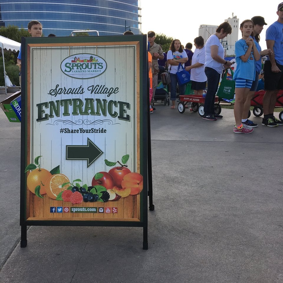 Sprouts event with line of people