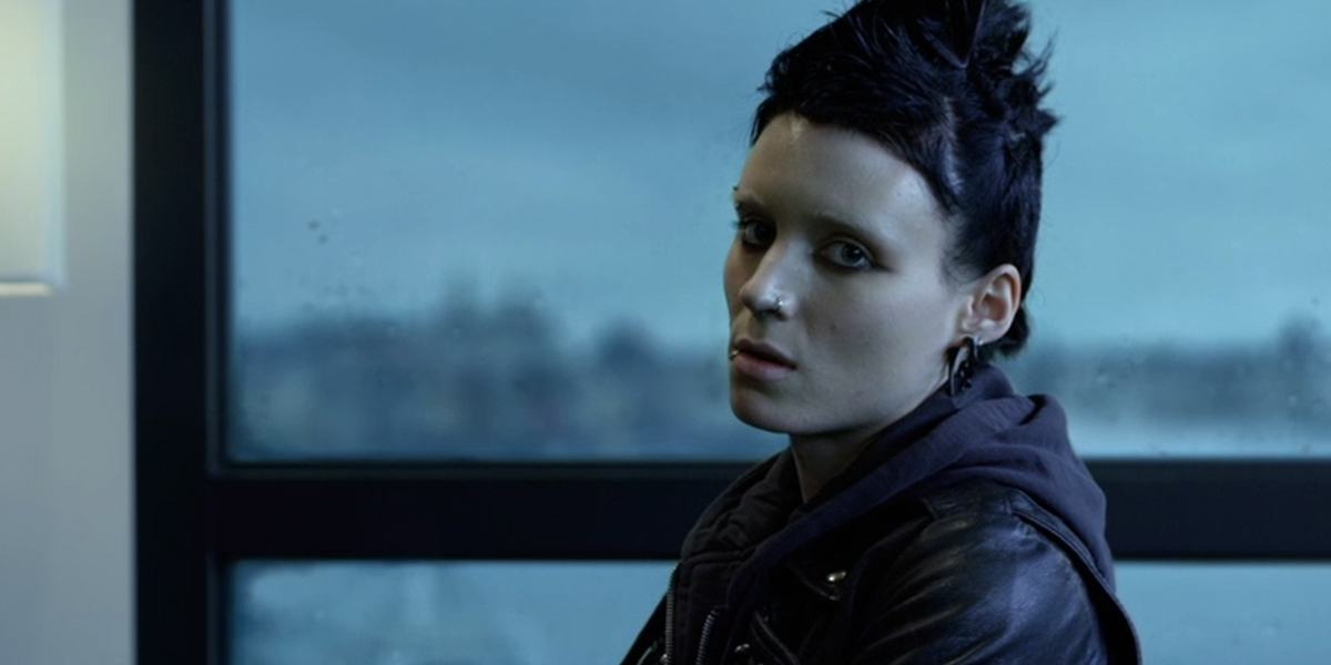 Rooney Mara looking towards the left in 'The Girl With the Dragon Tattoo'. Rooney Mara looking towards the left in 'The Girl With the Dragon Tattoo'.
