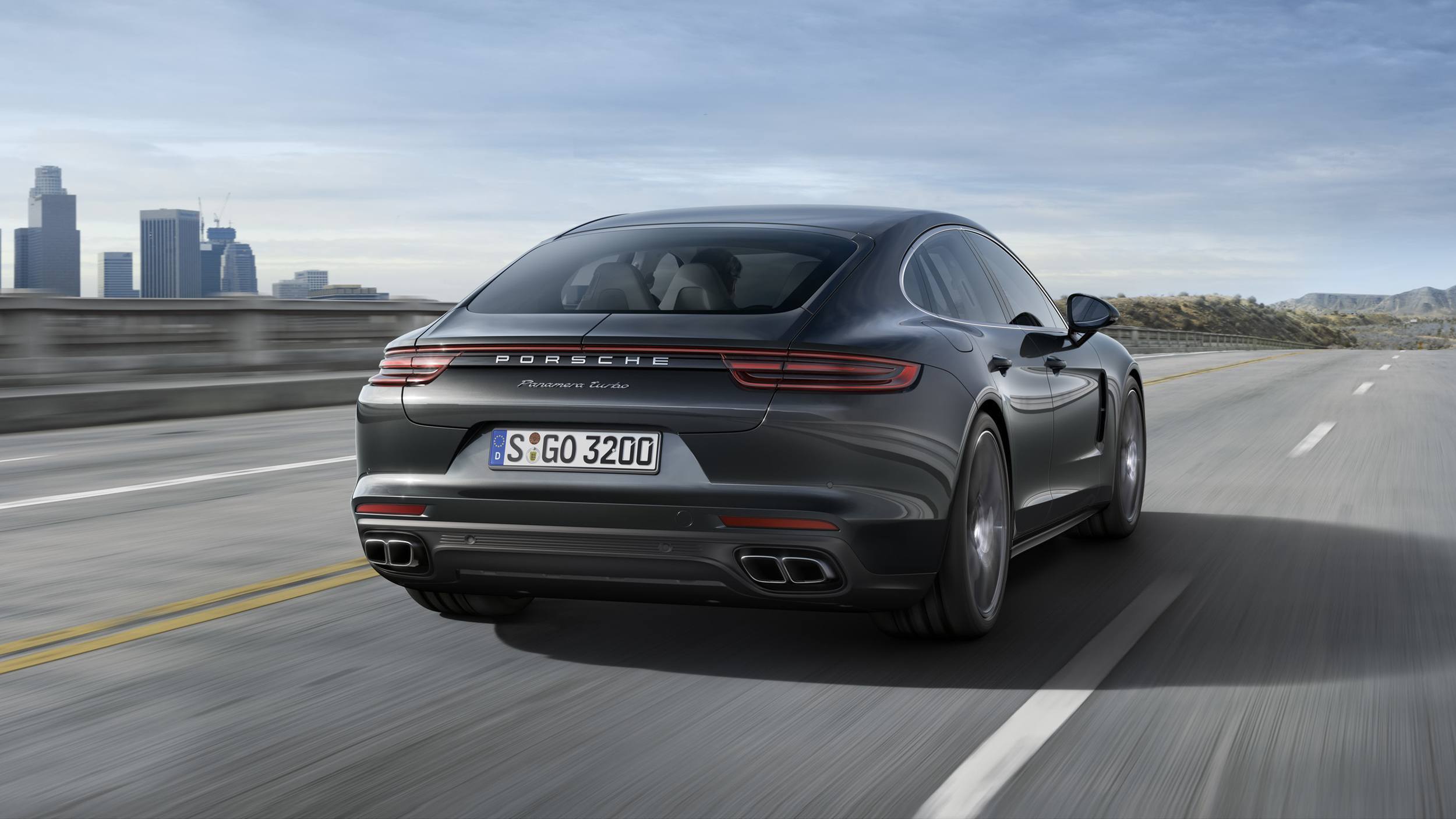 2017 Porsche Panamera Turbo