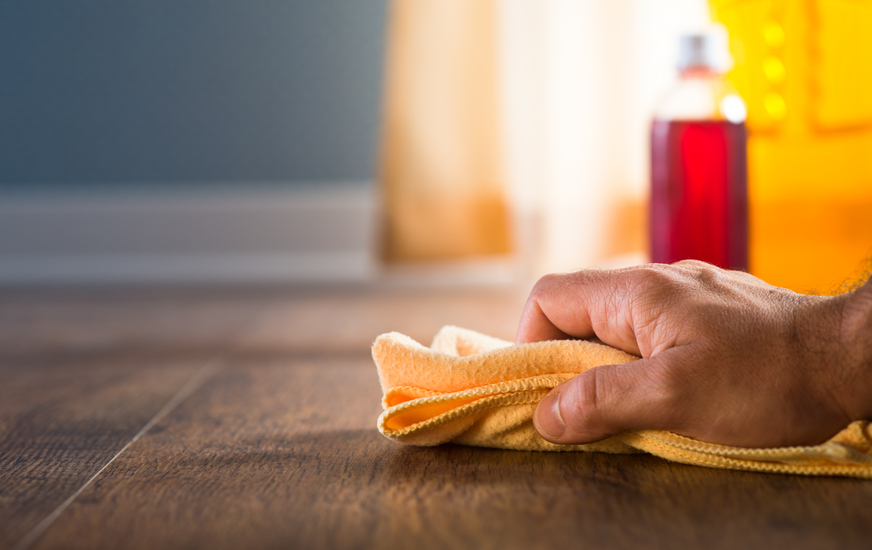 Cleaning wood floors