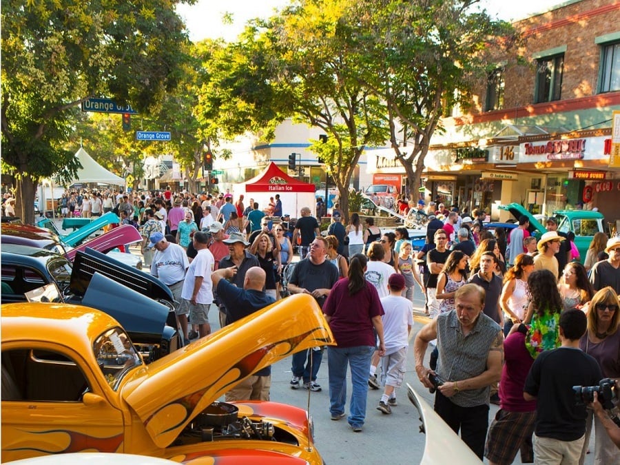 Just a few miles from Hollywood, Burbank is home to numerous media and entertainment companies, as well as a thriving downtown scene. Downtown Burbank/Facebook