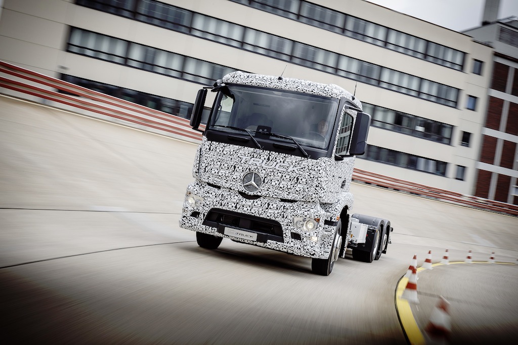 Mercedes-Benz electric truck
