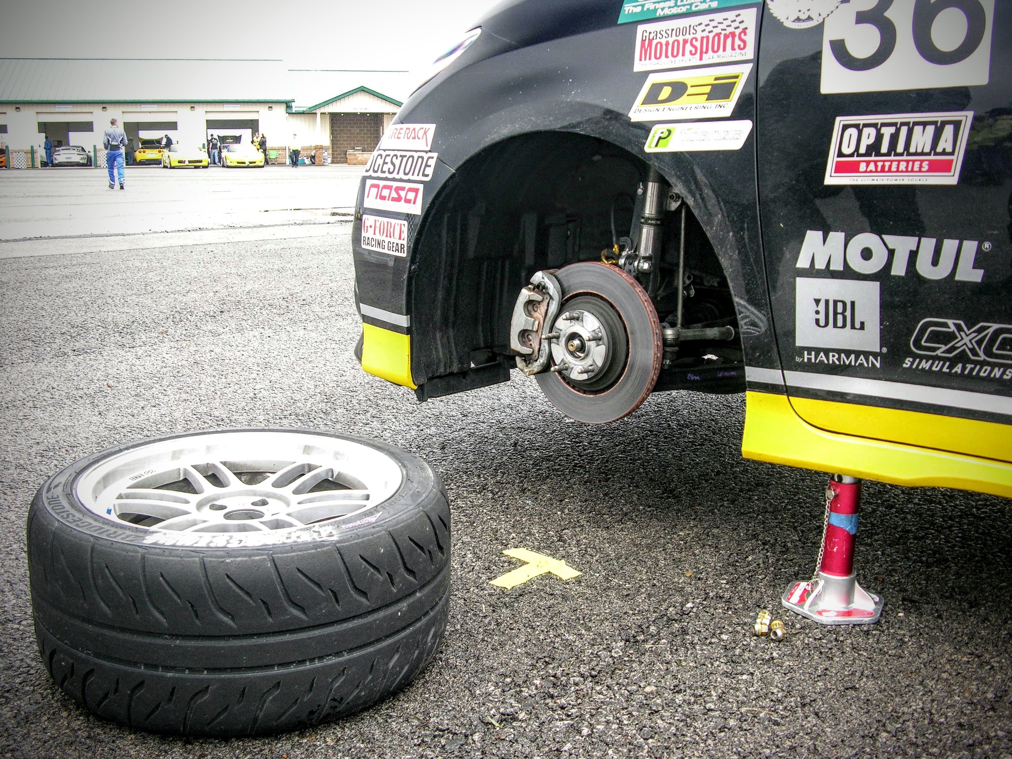 Racing wheels and brakes