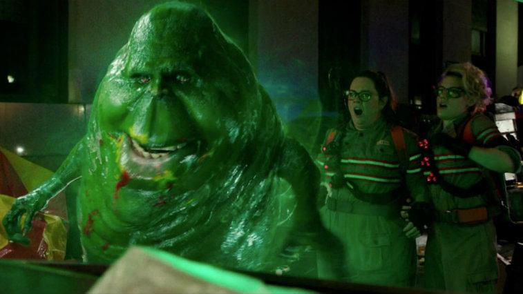 Melissa McCarthy and Kate McKinnon in Ghostbusters