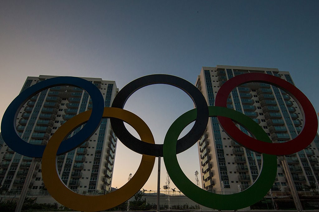 Olympics logo between buildings