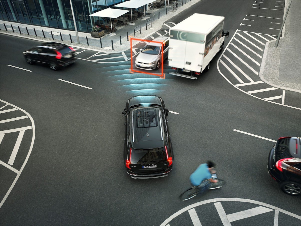 Don't ever block an intersection. | Volvo