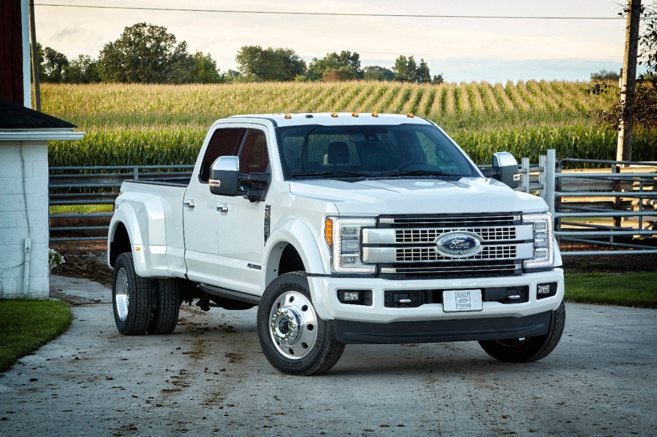 Ford Super Duty F-450 Platinum