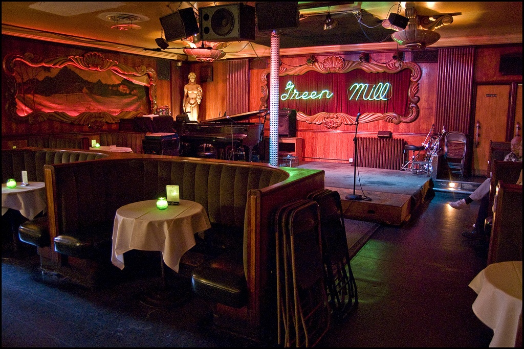 Al Capone's booth
