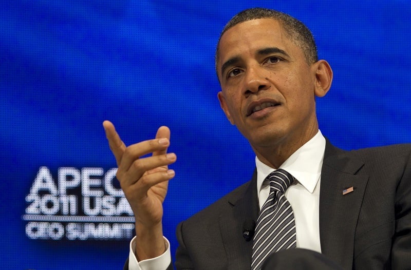 The President attends the Asia-Pacific Economic Cooperation (APEC) CEO Summit at the Sheraton Waikiki Hotel November 12, 2011