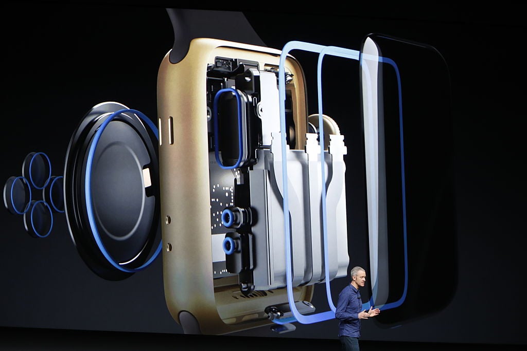 Apple COO Jeff Williams announces Apple Watch 2