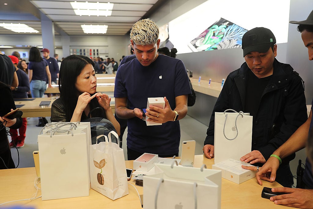 The new design that Apple introduces with the iPhone 8 is likely to be one of the biggest selling points of the 2017 iPhone