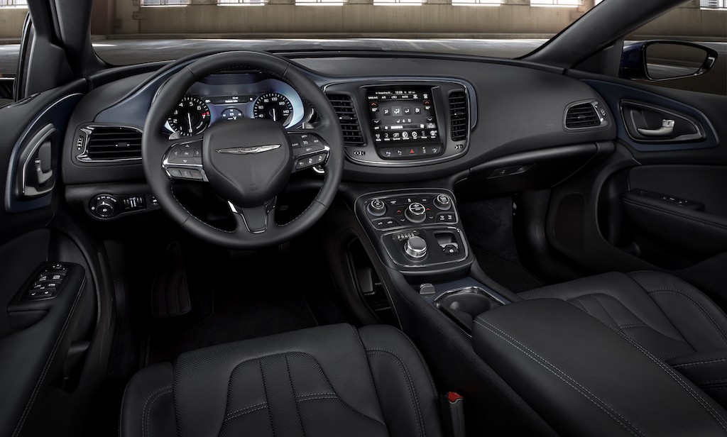 2016 Chrysler 200S