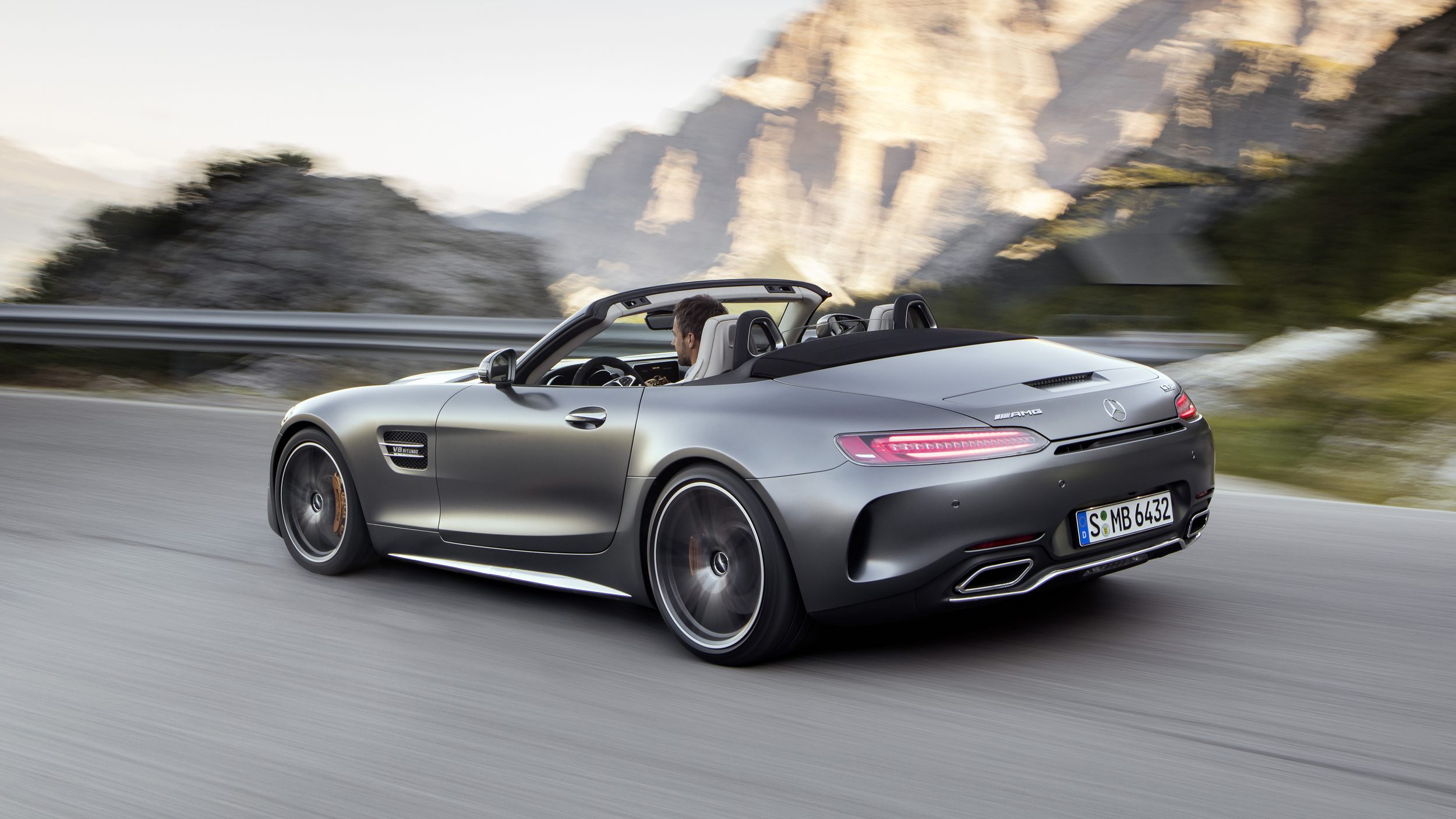 2018 Mercedes-AMG GT C Roadster