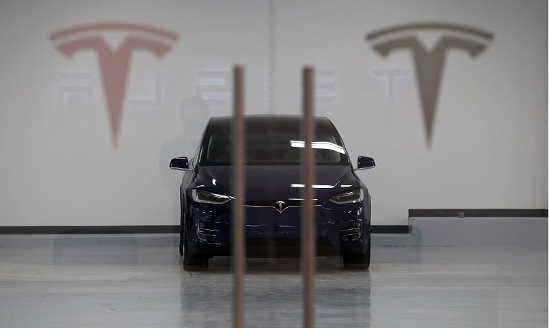 SAN FRANCISCO, CA - AUGUST 10: A Tesla Model X is displayed inside of the new Tesla flagship facility on August 10, 2016 in San Francisco, California. Tesla is opening a 65,000 square foot store, its largest retail center to date. The facility will offer sales and service of Tesla's electric car line. (Photo by Justin Sullivan/Getty Images)