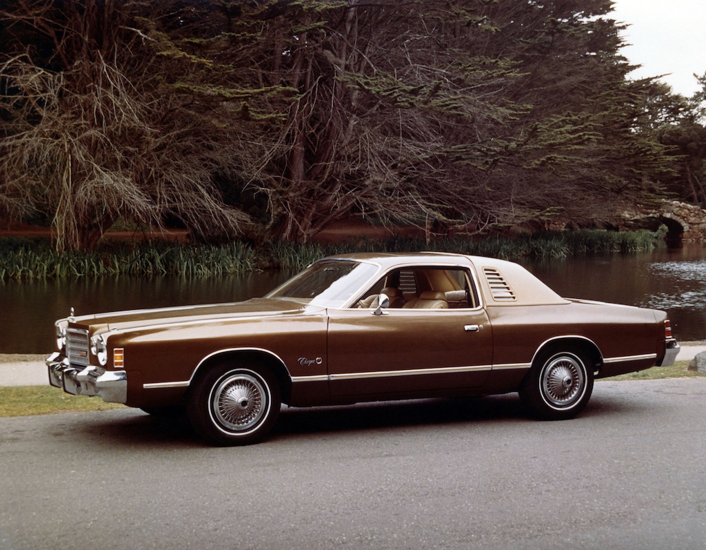 1975 Dodge Charger SE