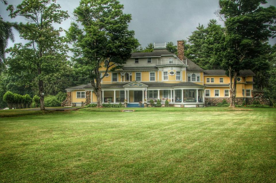 Burn Brae Mansion