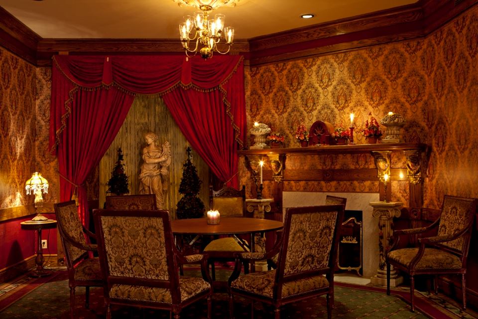 Queen Anne Hotel