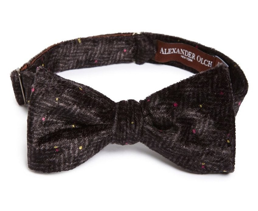 Men's velvet bow tie