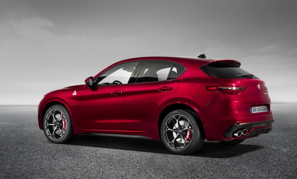 161116_Alfa_Romeo_Stelvio_Quadrifoglio_02