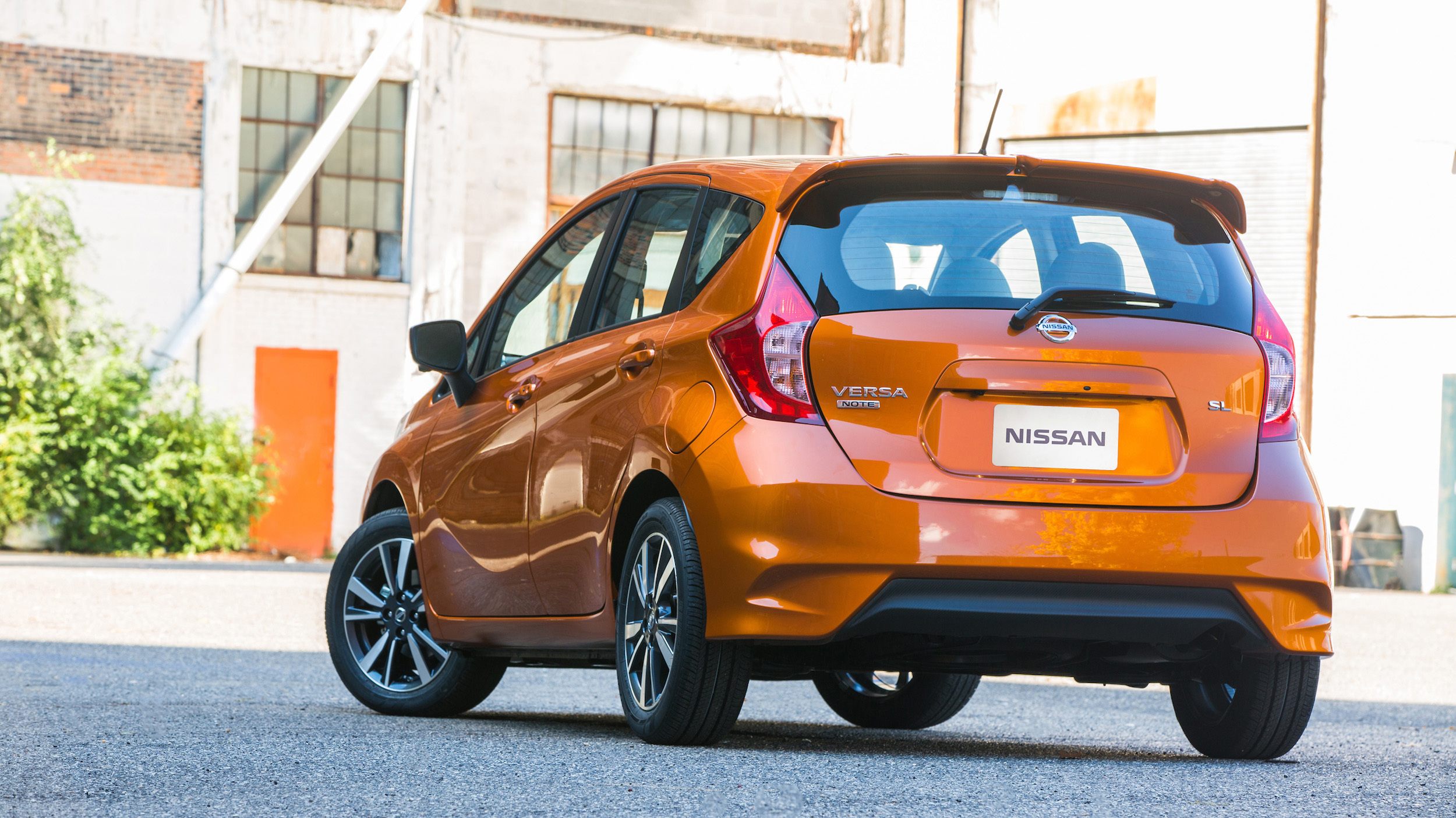 2017-nissan-versa-note-11-1
