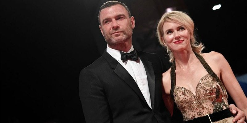 Liev Schrieber and Naomi Watts pose together at a formal event.