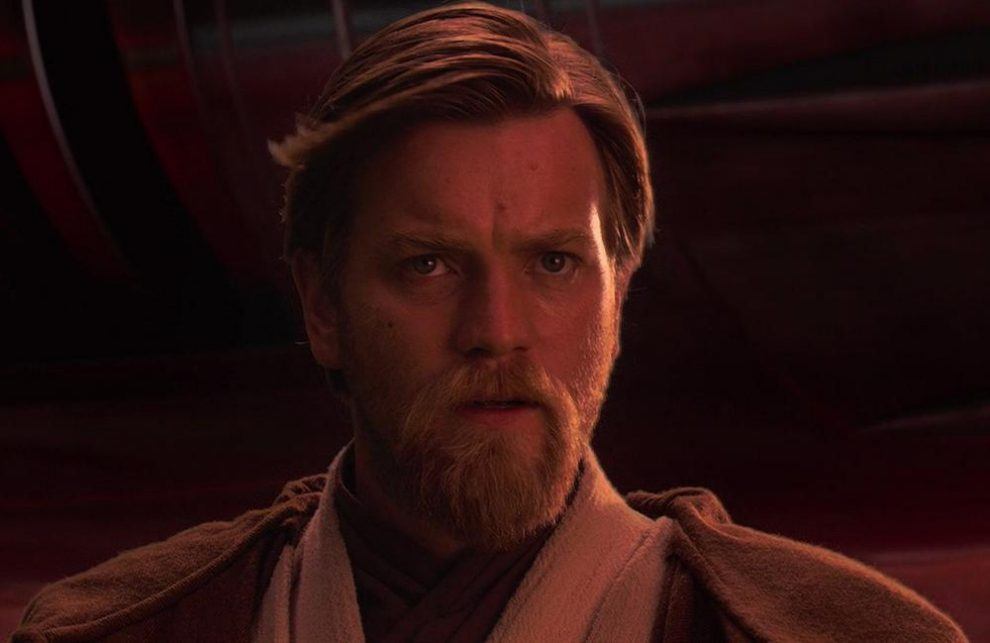 Obi-wan Kenobi stands and stares straight ahead. Obi-wan Kenobi stands and stares straight ahead.