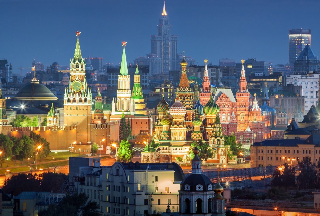 Night view of the Moscow Kremlin