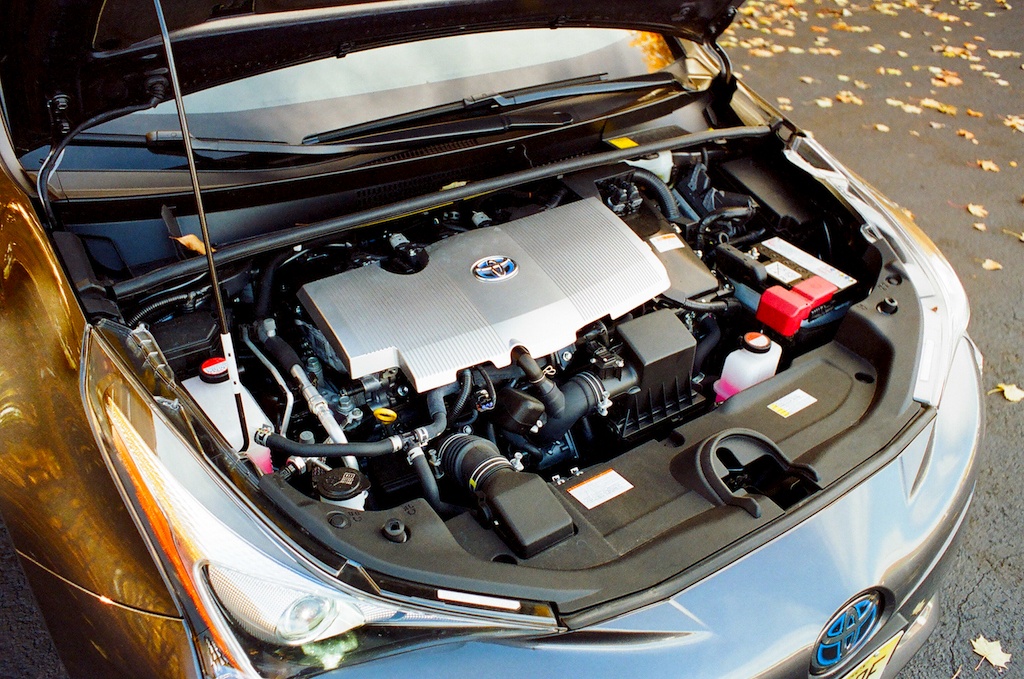 2016 Toyota Prius Plus Four | James Derek Sapienza/Autos Cheat Sheet