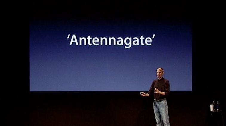Steve Jobs at a press conference addressing antenna issues in iPhone 4