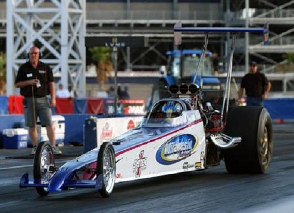 A 2001 Jerry Fitz dragster on the track